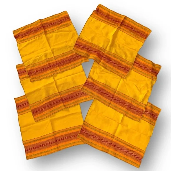 v i n t a g e :: Vibrant Woven Table Cloth 6 Napkin Set MCM Boho - Picture 4 of 16